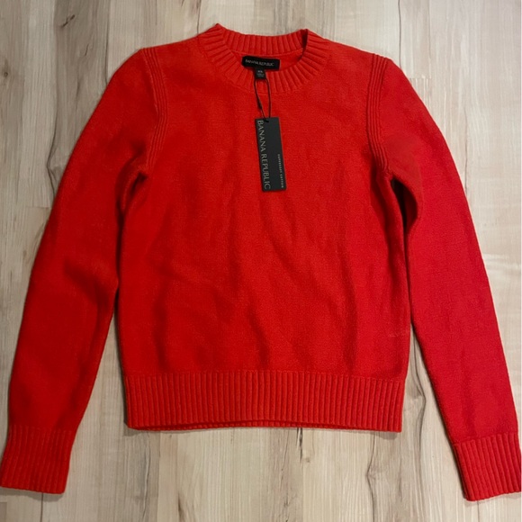 Banana Republic Supersoft Cotton Crewneck Sweater Size XS Red Pullover - Picture 1 of 6